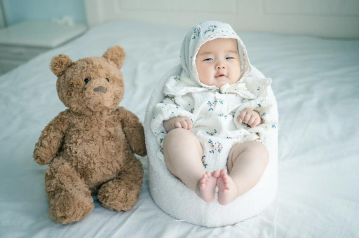 醴陵宝宝吃不饱母乳的症状